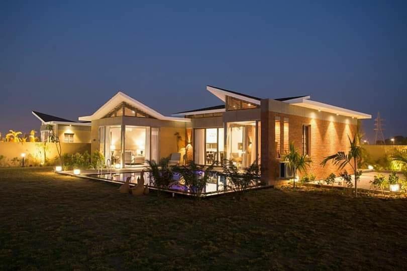 The Fern Royal Farm Resort, Anjār Dış mekan fotoğraf